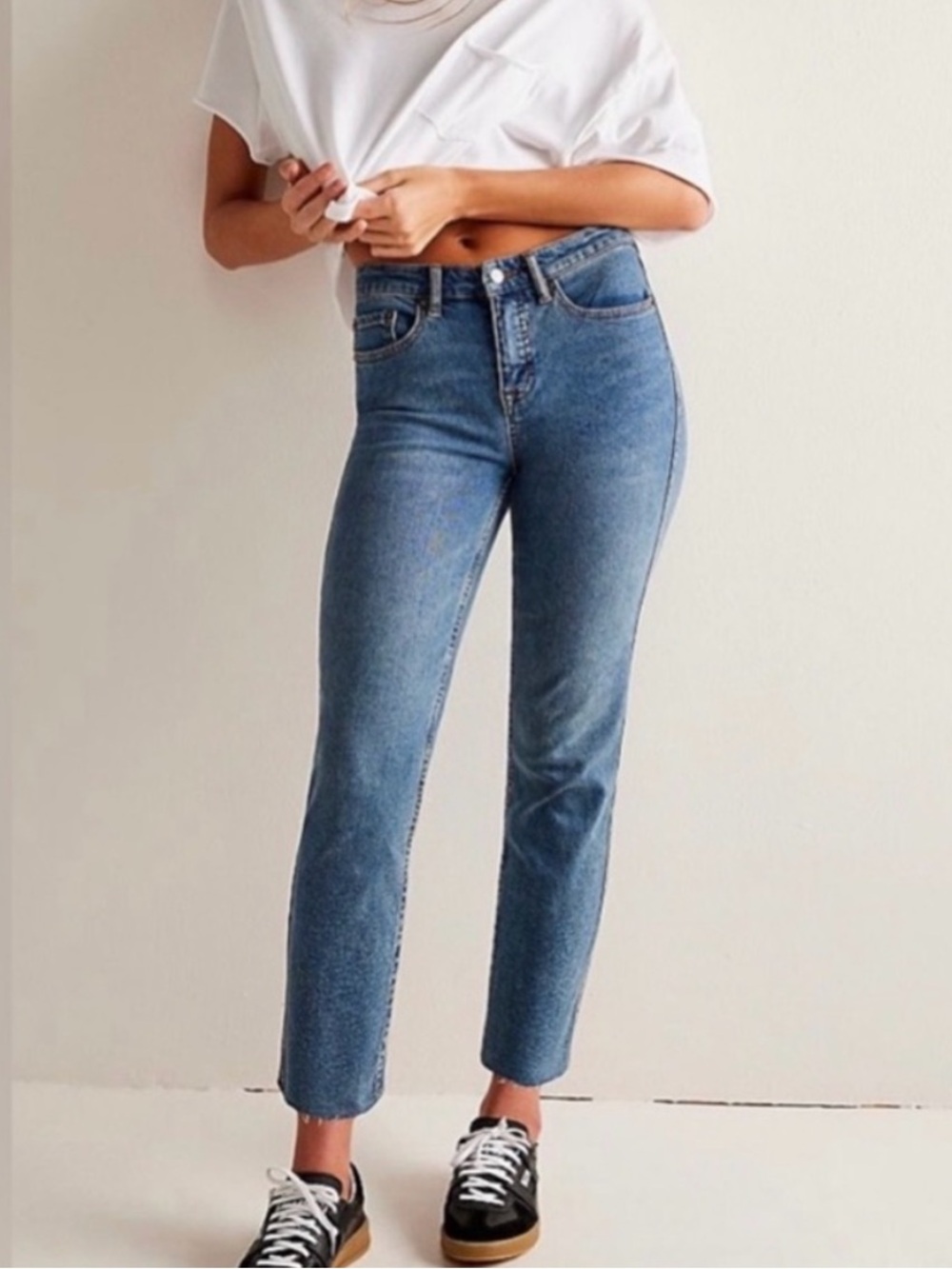 Free people we the free curvy high rise vintage straight raw hem jeans sz 28